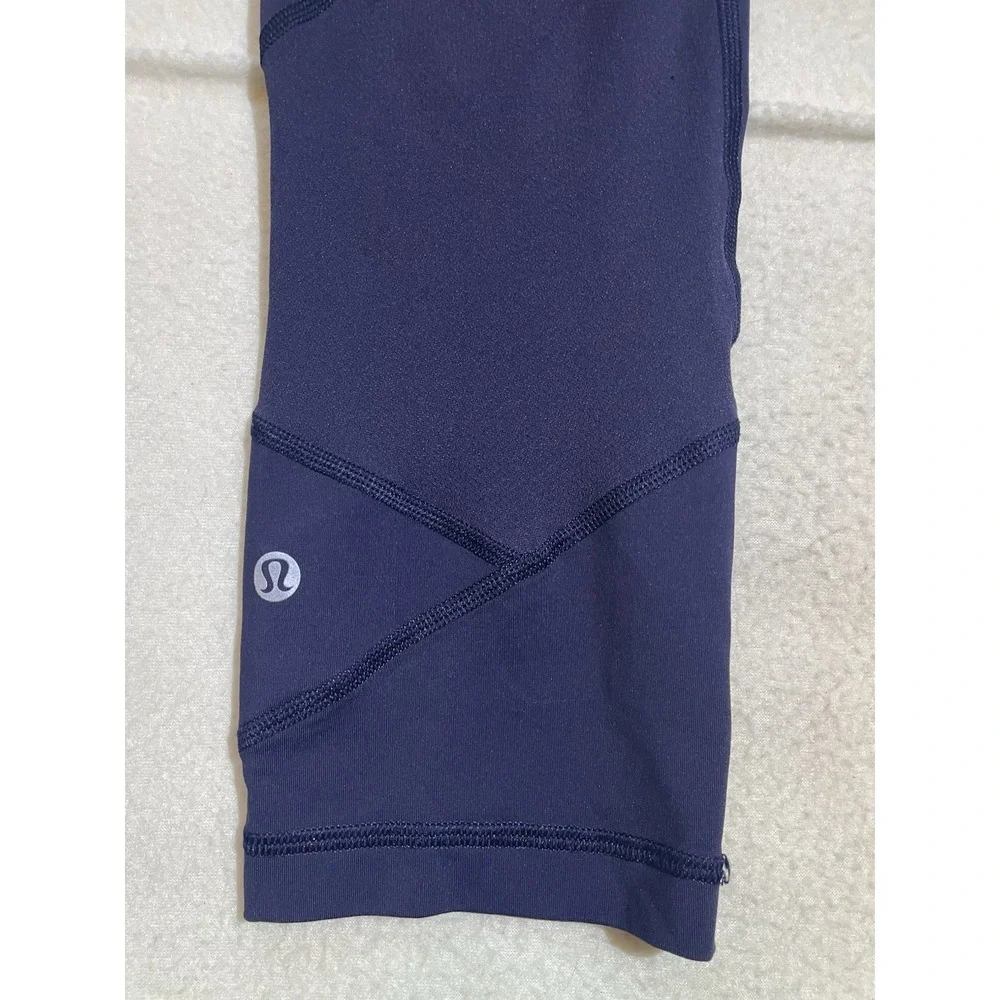 Lululemon Cropped Leggings Women's Size 6 Blue Stretch Yoga Pockets‎ Athleisure